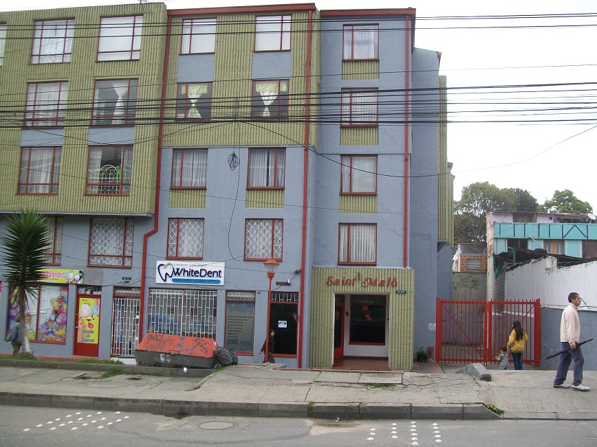 Graciela's apartment building